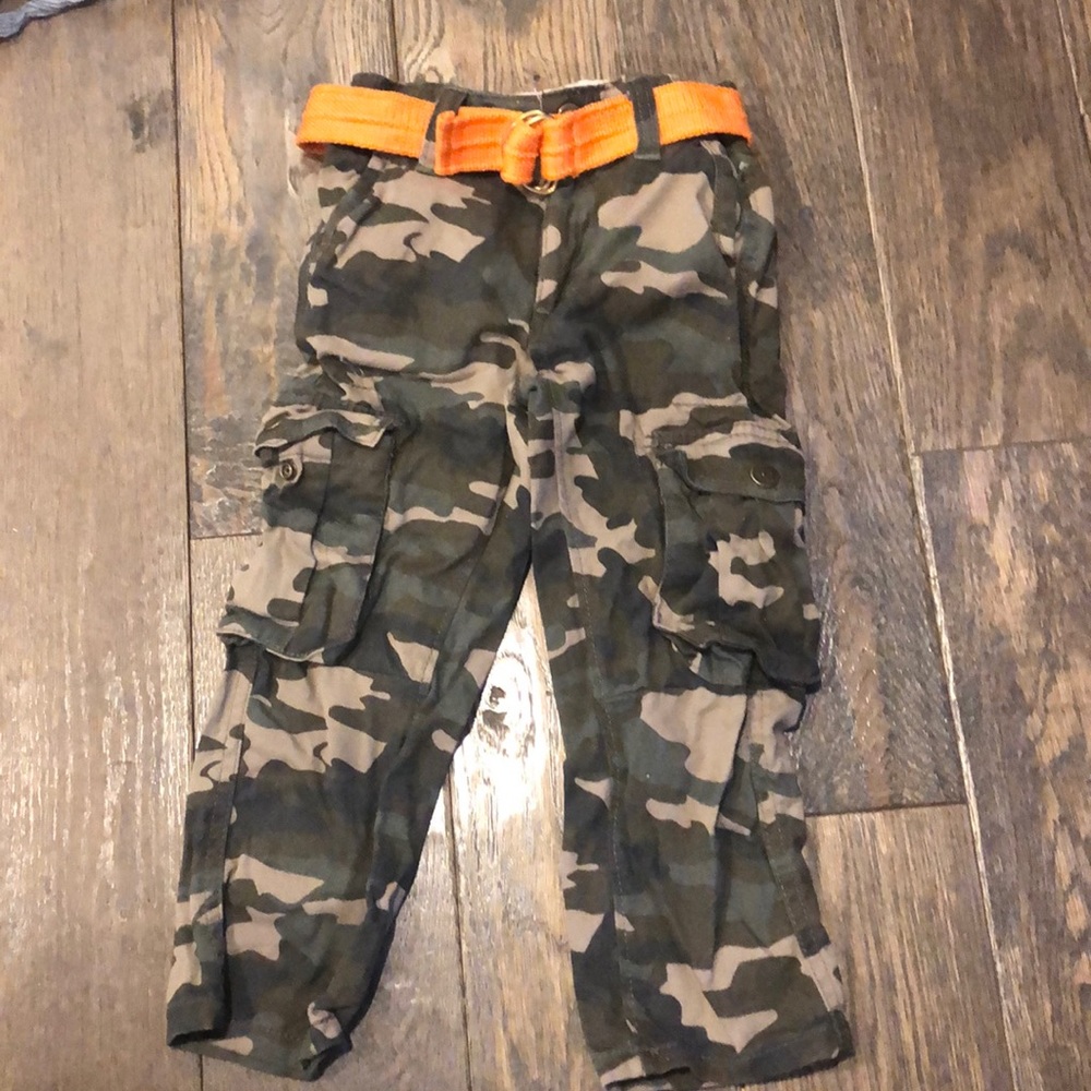 Camouflage cargo pants
